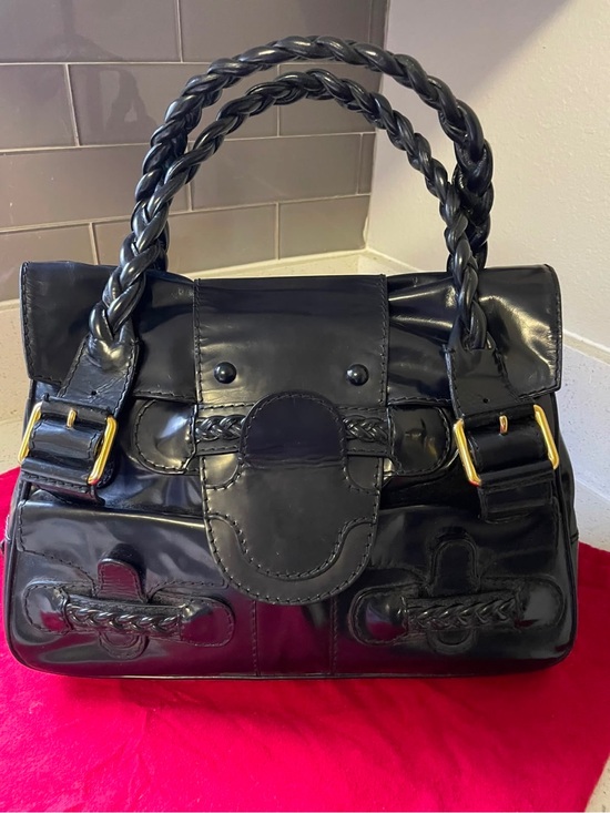 Valentino Garavani Handbags - Valentino Garavani Black Patent Braided-Handle Shoulder Bag